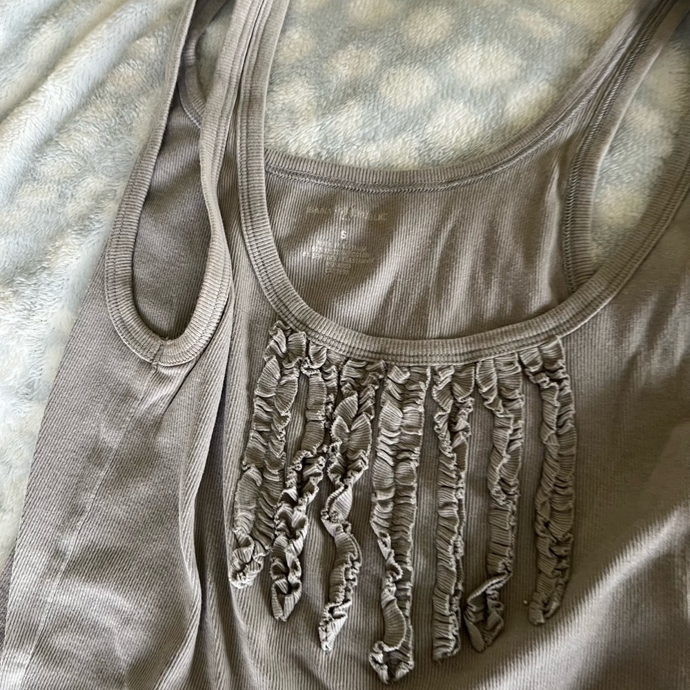 Banana Republic Ruffle Tank Tops - Picture 3 of 8